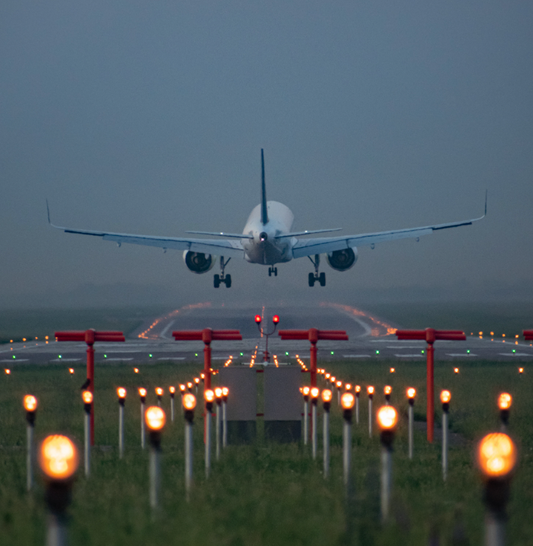 Precision and Flying: How to Master Crosswind Landings